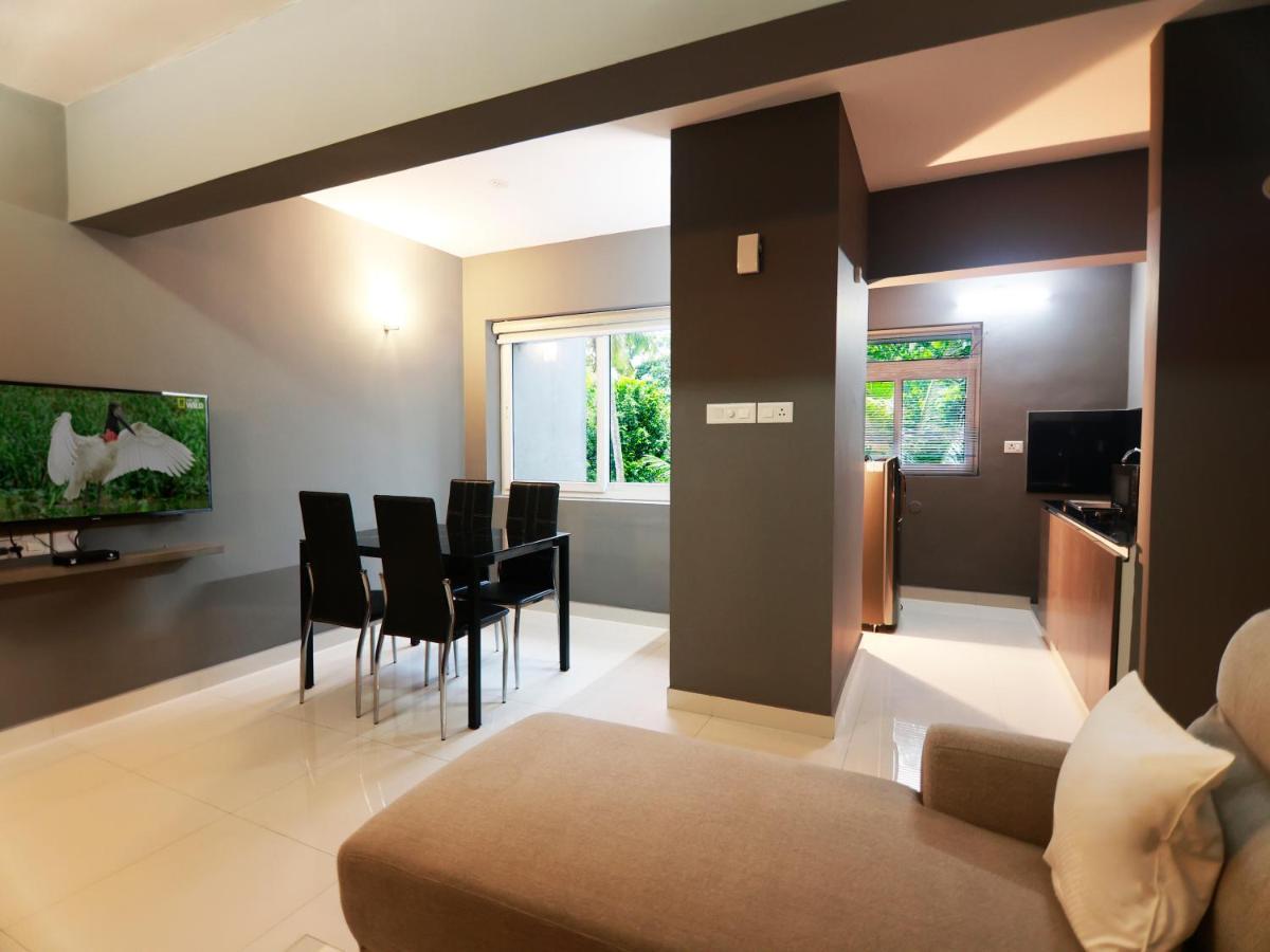 Transit By Grandwest Apartment